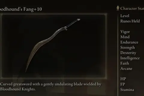 Fang de Bloodhound +10, una de las mejores armas de Elden Ring. Espada curva con hoja ondulante.