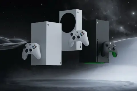 Dos consolas Xbox y sus mandos flotan en un paisaje desértico bajo un cielo estrellado. La nueva Xbox te espera.