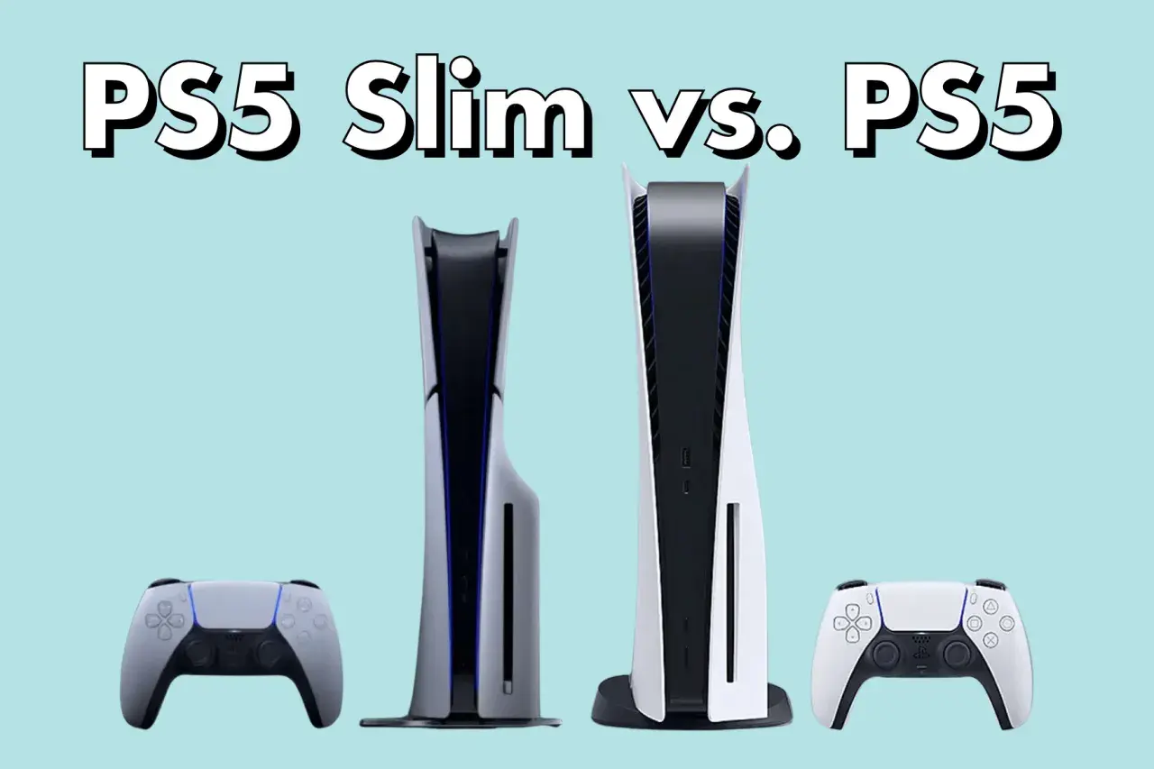 Dos consolas PS5, una Slim y otra estándar, junto a sus mandos DualSense, sobre fondo azul claro.