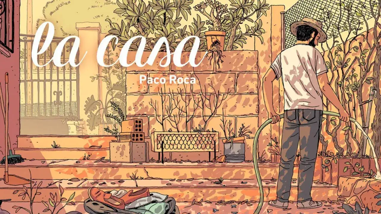 Ilustración de "La Casa" de Paco Roca. Un hombre con sombrero riega plantas en un patio soleado.