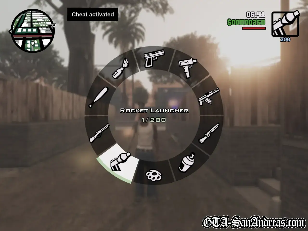 Rueda de armas en GTA San Andreas para Switch, con el lanzacohetes seleccionado. Trucos GTA San Andreas Switch activados.