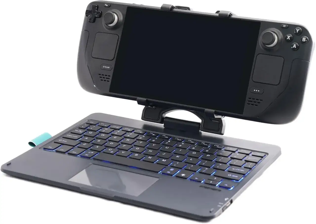 Dispositivo port&aacute;til con pantalla y teclado retroiluminado, ideal para disfrutar de tus juegos de rol pc favoritos en cualquier lugar.