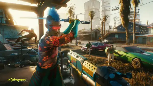 Un personaje con cresta azul y tatuajes florales empuña una katana, listo para la acción en este **guía Cyberpunk 2077**. Otros luchadores y coches futuristas completan la escena.