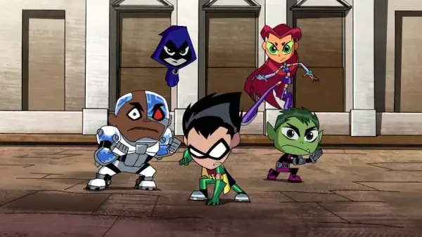 Los new teen titans, Robin, Cyborg, Raven, Starfire y Beast Boy, se preparan para la acción.